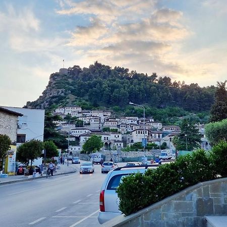 Downtown Apartment Berat Exterior photo